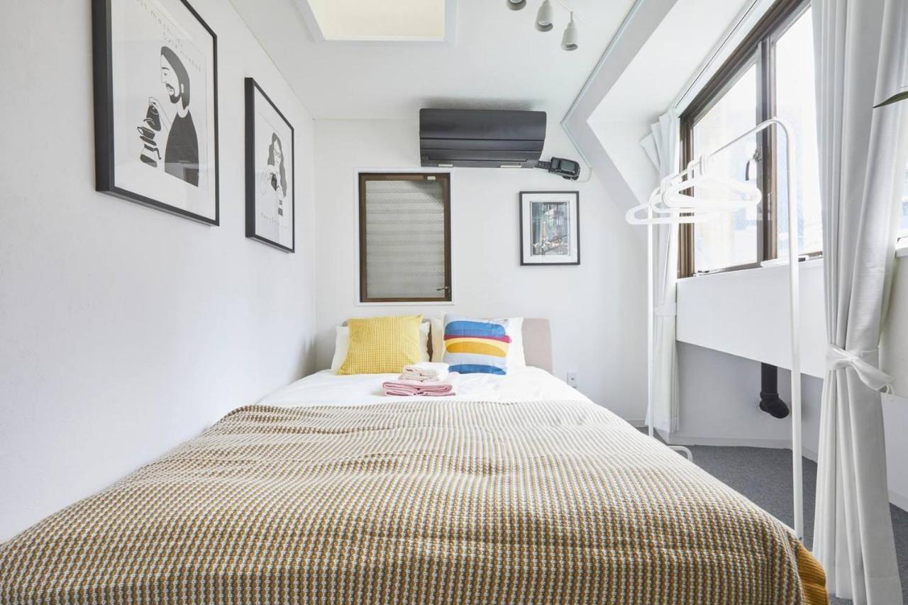 Tora Hotel Tokyo-Kitaueno 寅ホテル北上野 Exteriör bild