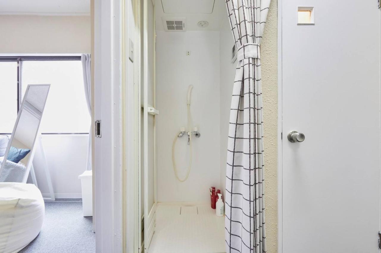 Tora Hotel Tokyo-Kitaueno 寅ホテル北上野 Exteriör bild